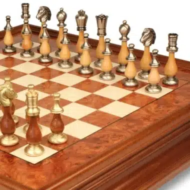 Orientalisches Ulmenholz-Schachbrett mit Fuß und Aufbewahrungsschublade & Schachspiel aus massivem Holz und Messing – Bild 5