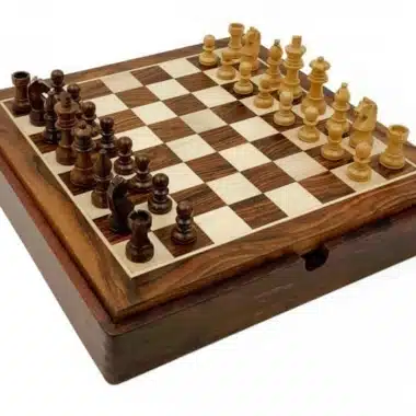 Alternative view of Magnetisches Reise-Schachset mit Holz-Aufbewahrungsfach für Schach/Backgammon und Dame