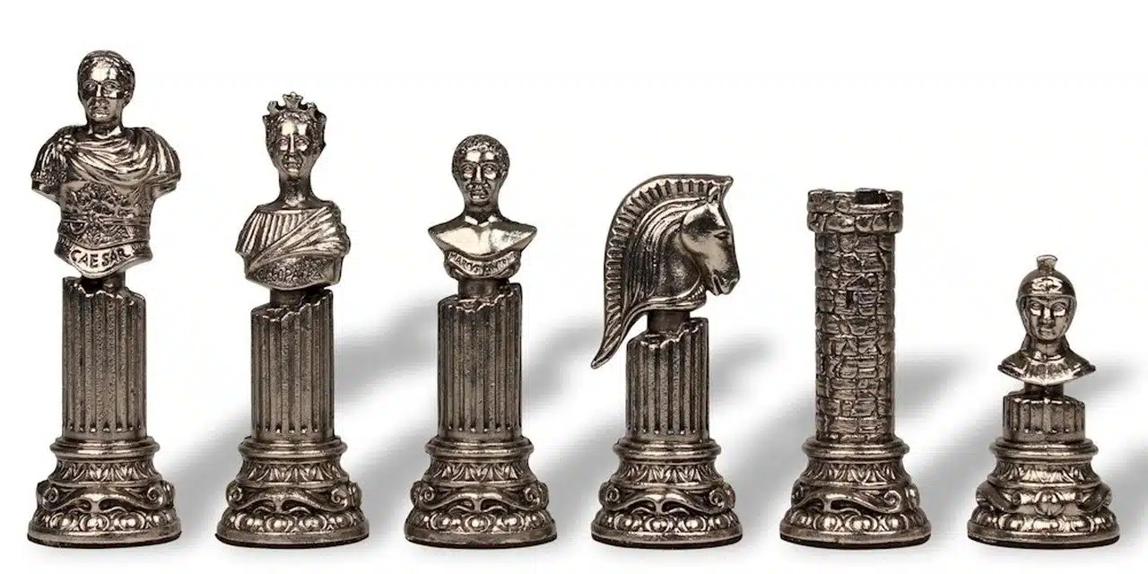 Schachfiguren Römisches Reich III aus massivem silbernem Metall, Detail der Büsten
