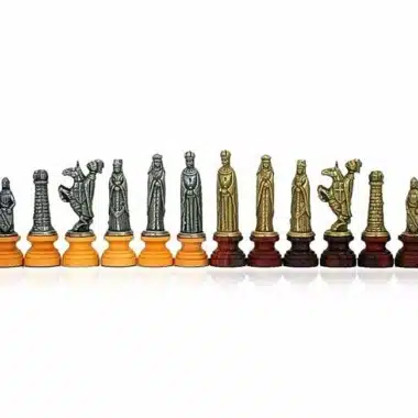 Ensemble "Medieval II" Echiquier en Bois Massif & Jeu d'Echecs en Bois et Métal Massif