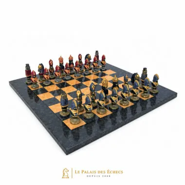 Komplettes Schachset Moncada III, bemalte Metallfiguren auf Ahornbrett