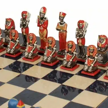 Set Ägypten III Ahornholzschachbrett & Schachspiel aus massivem, handbemaltem Metall – Bild 3