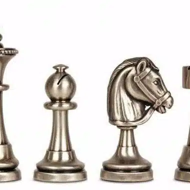 Staunton Set Schachbrett aus Nussbaum und Ahorn und Schachfiguren aus massivem Messing – Bild 8
