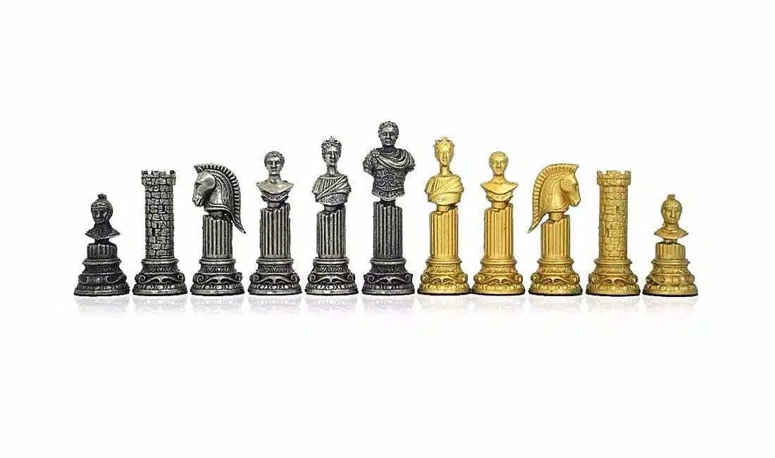 Set „Römisches Reich III“ griechisches Schachbrett aus massivem weißem Holz & Schachspiel aus massivem Metall