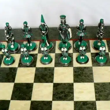 Camelot König Artus V Schachbrett aus Olive Ahornholz & handbemaltes Schachspiel aus Massivmetall – Bild 8
