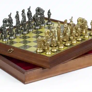 Alternative view of Set Grand Napoléon IV Original Holzschachbrett und Metallschachspiel