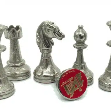 Set Mignon Flower VI Schachbrett mit Aufbewahrung und Schachspiel aus vergoldetem und versilbertem Metall – Bild 4