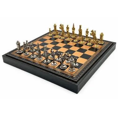 Camelot König Artus XIV Set mit Metallfiguren auf zweifarbigem Schachbrett