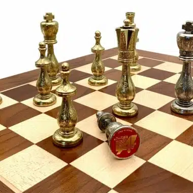 Oriental III Schachset aus Ahorn- und goldenem Rosenholz & Schachspiel aus Metall – Bild 5
