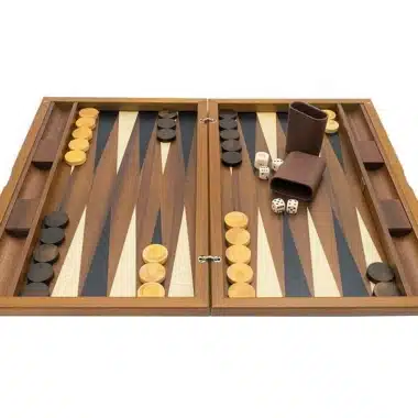Backgammon York de Luxe von vorne mit aufgereihten braunen und hellen Steinen