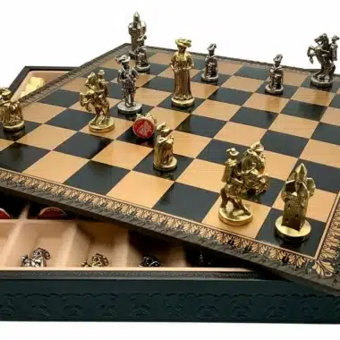 Alternative view of Lanzichenecchi II Schachbrett Set Schwarz mit Aufbewahrung und Metallschachspiel