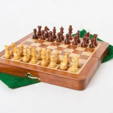 Reise-Magnet-Schachset aus Holz – Bild 5