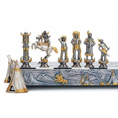 Set "Indiens vs Cow Boy" Schachbrett und Schachspiel aus Bronze, Onyx und 24 Karat Gold