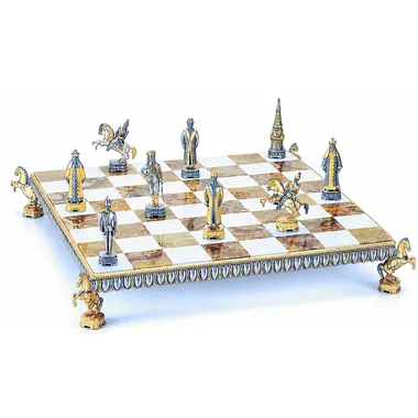 Set „Nikolaus II., letzter Kaiser von Russland“ Schachbrett und Schachspiel aus Bronze, Onyx und 24-Karat-Gold
