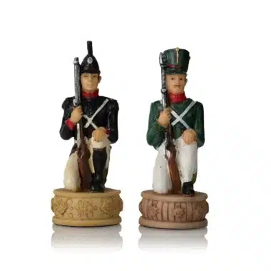 Set Napoleon Russlandfeldzug IV Schachspiel aus Kunstharz und Schachbrett aus grünem Kunstleder – Bild 14