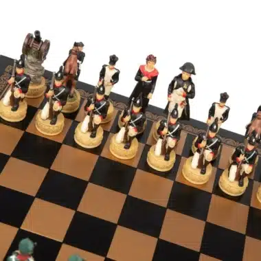 Set Napoleon Russlandfeldzug II Schachspiel aus Kunstharz und Schachbrett aus Kunstleder Schwarz – Bild 4