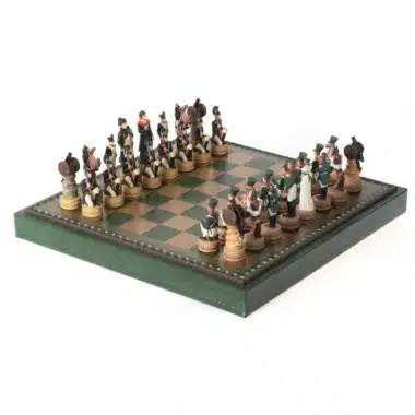 Alternative view of Set Napoleon Russlandfeldzug IV Schachspiel aus Kunstharz und Schachbrett aus grünem Kunstleder
