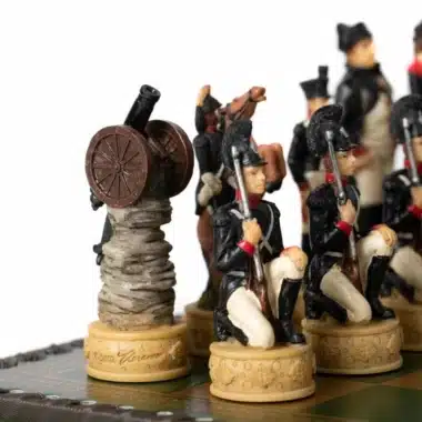 Set Napoleon Russlandfeldzug IV Schachspiel aus Kunstharz und Schachbrett aus grünem Kunstleder – Bild 8