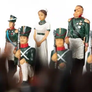 Alternative view of Set Napoleon Russlandfeldzug III Schachspiel aus Kunstharz und Schachbrett aus schwarzem Ahornholz