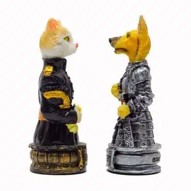 Ensemble "Chiens et Chats " Echiquier en Bois de Rose avec Tiroir de Rangement & Jeu d'Echecs en Résine Peint à la Main