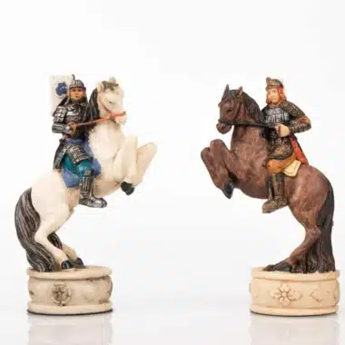Samurai Schachbrett Set Kunstleder Aufbewahrungsbox und handbemaltes Schachspiel aus Harz – Bild 6