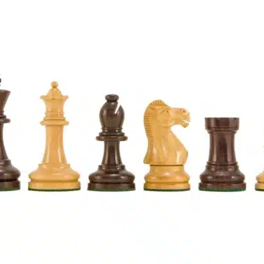 Schachspiel Staunton Supreme IV aus Rosenholz, Figuren frontal aufgereiht