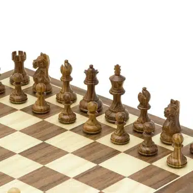 Alternative view of Set Fierce Knight Braun Schachbrett aus Nussbaum- und Ahornholz, Schachspiel aus Rosenholz und Aufbewahrungskiste aus Buchsbaumholz