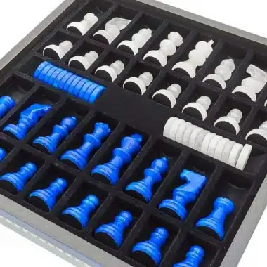 Blau-weißes Set aus Schachbrett und Schachspiel aus antikem Marmor mit Aufbewahrungsbox – Bild 6