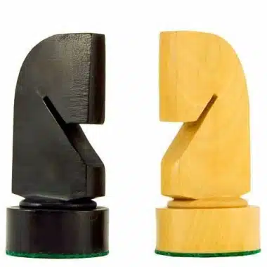 Jeu d'Echecs "Contemporain" en Bois de Buis Ebonisé