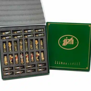 Jeu d'Echecs en Résine "Romains vs Gladiateurs"