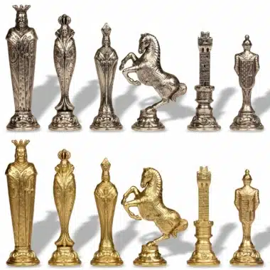 Vergleich der goldenen und silbernen Florentine Renaissance III Figuren nebeneinander