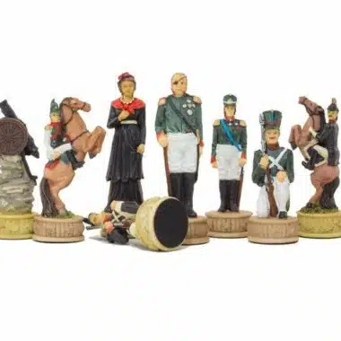 Set Napoleon Russlandfeldzug IV Schachspiel aus Kunstharz und Schachbrett aus grünem Kunstleder – Bild 9