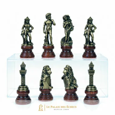 Figuren des Schachspiels Florence: König, Dame, Läufer und Turm detailreich