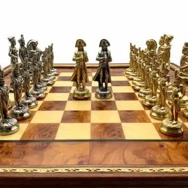 Frontansicht der goldenen und silbernen Seite mit Napoléon vorn