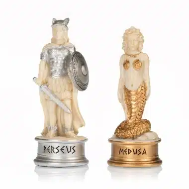 Handbemaltes Schachspiel Griechische Mythologie und Griechisches Schachbrett Schwarz und Weiß – Bild 8
