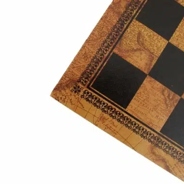 Schachspiel Römer gegen Barbaren und Schachbrett aus Kunstleder mit alter Weltkarte – Bild 7