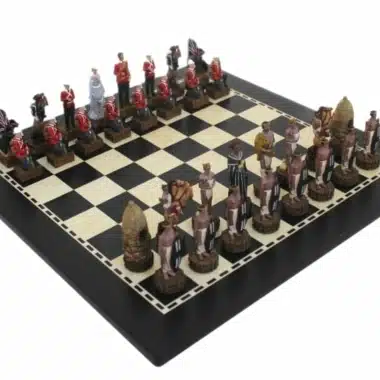 Britisches VS Zulu Schachspiel - Schachbrett aus Holz & handbemaltes Schachspiel aus Harz