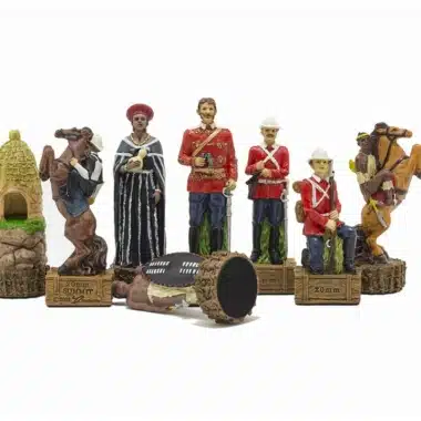 Britisches VS Zulu Schachspiel - Schachbrett aus Holz & handbemaltes Schachspiel aus Harz – Bild 3