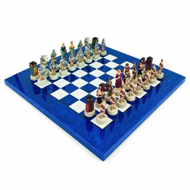 Schachspiel Römer gegen Griechen auf blau-weißem Schachbrett aus Heideholz