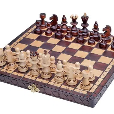 Faltbares Schachspiel aus Holz