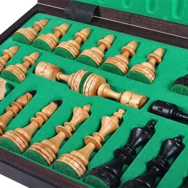 Großes Schachspiel und faltbares Holzspielbrett mit Aufbewahrung – Bild 6