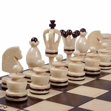 Klappbares Schachbrett und Schachfiguren aus Holz – Bild 4