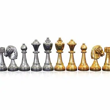 Staunton Schachfiguren aus Gold- und Silberbeschichtung und Schachbrett auf Holzsockel aus schwarzem und weißem Wurzelholz mit Aufbewahrungsschublade – Bild 5