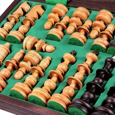 Riesiges Schachspiel und Faltbares Schachbrett aus Holz – Bild 8