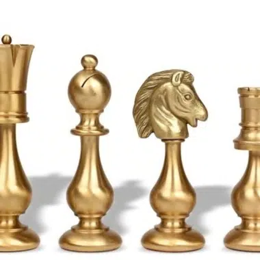 Großes Schachspiel Design - Schachfiguren aus Messing und Schachbrett aus Wurzelholz und lackiertem Ahorn – Bild 3