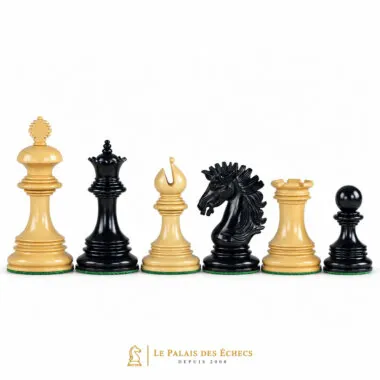 Schachfiguren aus dunklem Ebenholz und Buchsbaum, Detail von Dame und Springer