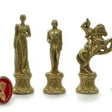 Schachspiel-Set Napoleon und Schachbrett aus Kunstleder mit Aufbewahrungsfächern – Bild 4