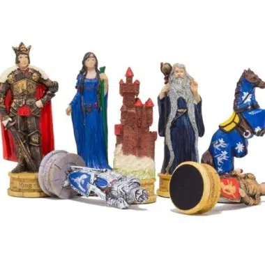 Schachspielset König Artus aus Harz und Schachbrett aus Kunstleder mit Aufbewahrungsfächern – Bild 4