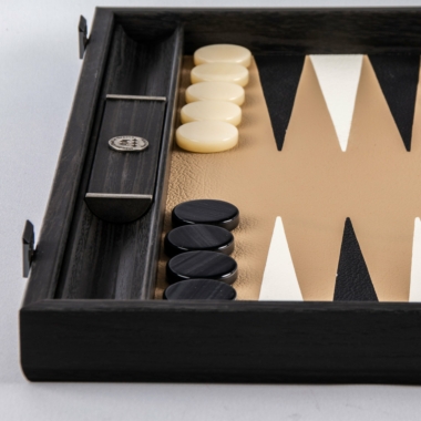 Backgammon-Set aus braunem Kunstleder - 48 x 30 cm – Bild 3