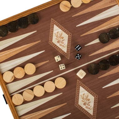 Gesellschaftsspiel 4 in 1 aus Holz - Schach, Backgammon, Ludo und Mensch ärgere dich nicht mit Aufbewahrung – Bild 6